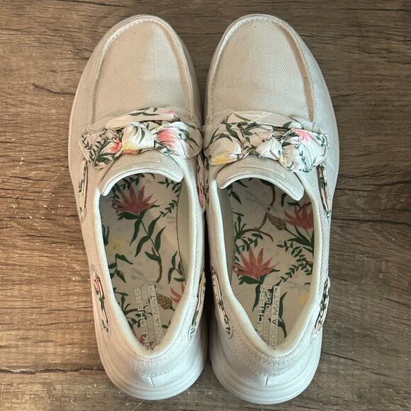 Skechers On The Go Flex Seaside Daisy Women’s Slip-On Shoes Loafers Size 10 - Picture 7 of 8